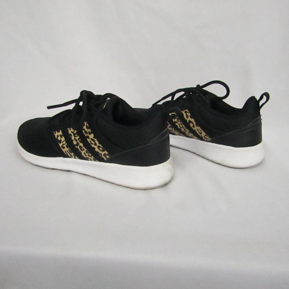Women's Adidas Size 7.5 Tiger Stripe Tennis Shoes - These Shoes are Like New!!! - Picture 4 of 5